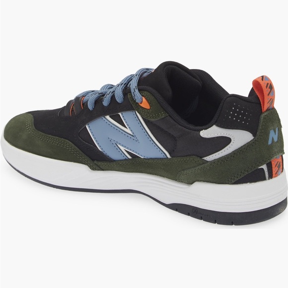 New balance
808 skate
Thiago lemos
Brand new - Picture 9 of 13